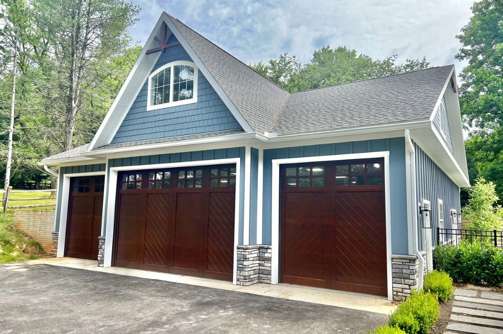 Garage Sizing Guide: Popular Attached & Detached Dimensions