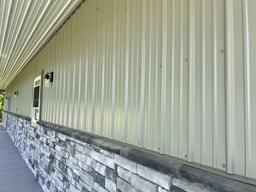 Oversized Hobby Garage by Conestoga