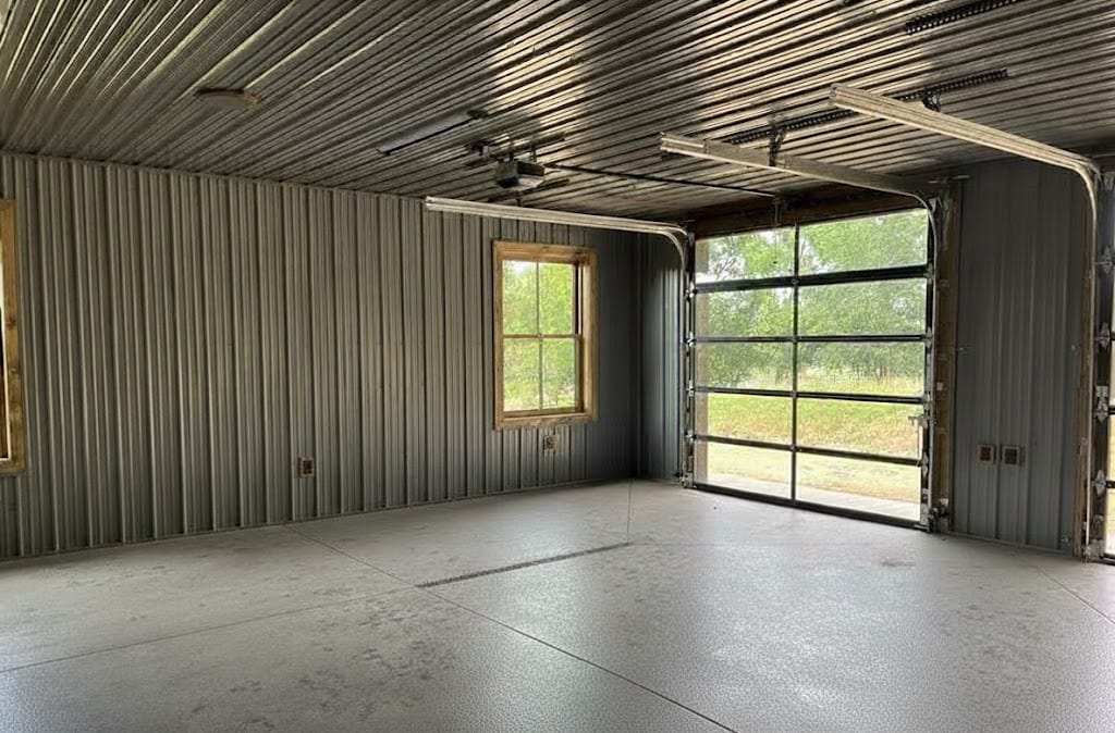 Pool Party Barn gallery photo 5